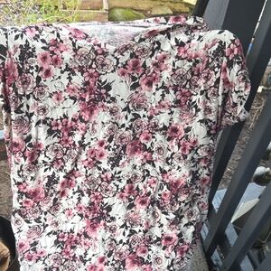 Torrid Pink and Black Floral Short Sleeve Top